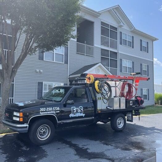 HOA & PROPERTY MANAGEMENT POWER WASHING SERVICES - F&S Power Washing Hoa & Property Management Power Washing Services in 2018, F&s Power Washing Entered a New Area of the Cleaning Industry when We Agreed to Start Working with a Large, Residential Complex. We’re Thrilled That It Has Been a Success, and We Know We’re Ready to Take on More Projects for Hoas and Property Managers.